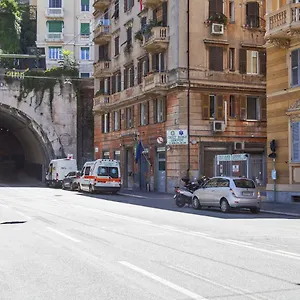 Colore E Stile Nel Centro Di By Wonderful Italy Appartamento